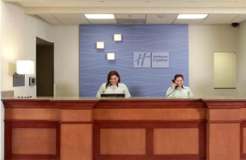 Holiday Inn Express & Suites Monterrey Aeropuerto By Ihg Apodaca Zewnętrze zdjęcie